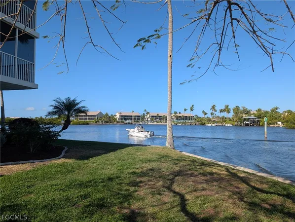 $475,000 | 16641 Stringfellow Road, Unit 506, Bokeelia, FL 33922