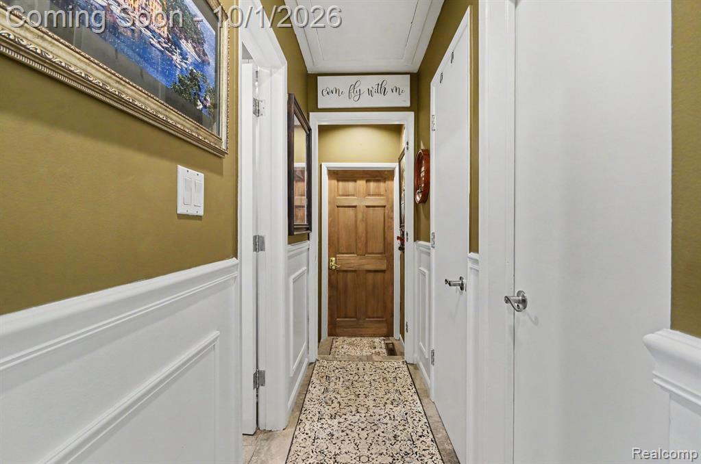 436 Barclay Road Grosse Pointe Farms, MI 48236 - Photo 4 of 30 Gallery Image 4