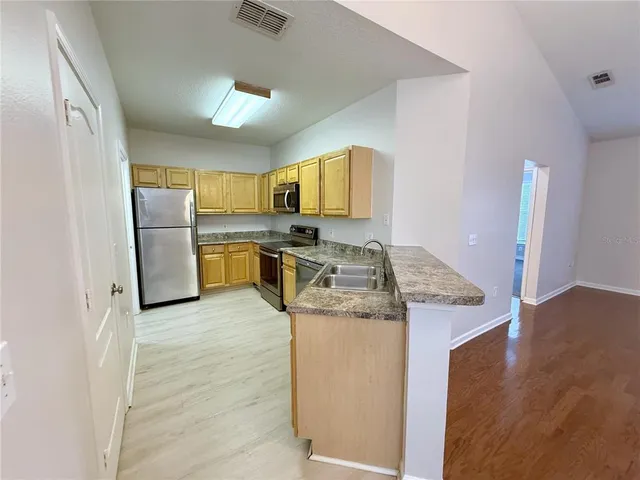 $1,375 | 18023 Villa Creek Drive, Unit 18023, Tampa, FL 33647