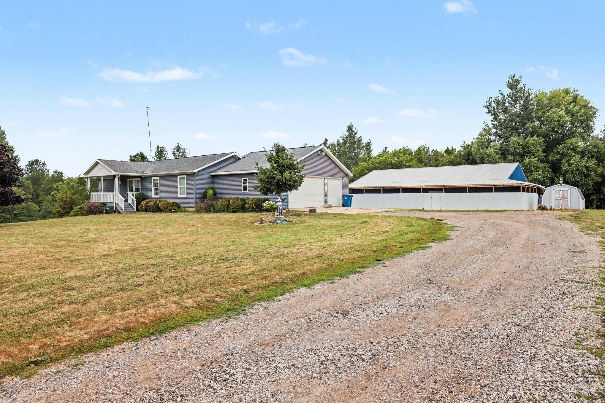 628 West Fenwick Road Fenwick, MI 48834 - Photo 9 of 46 Gallery Image 9
