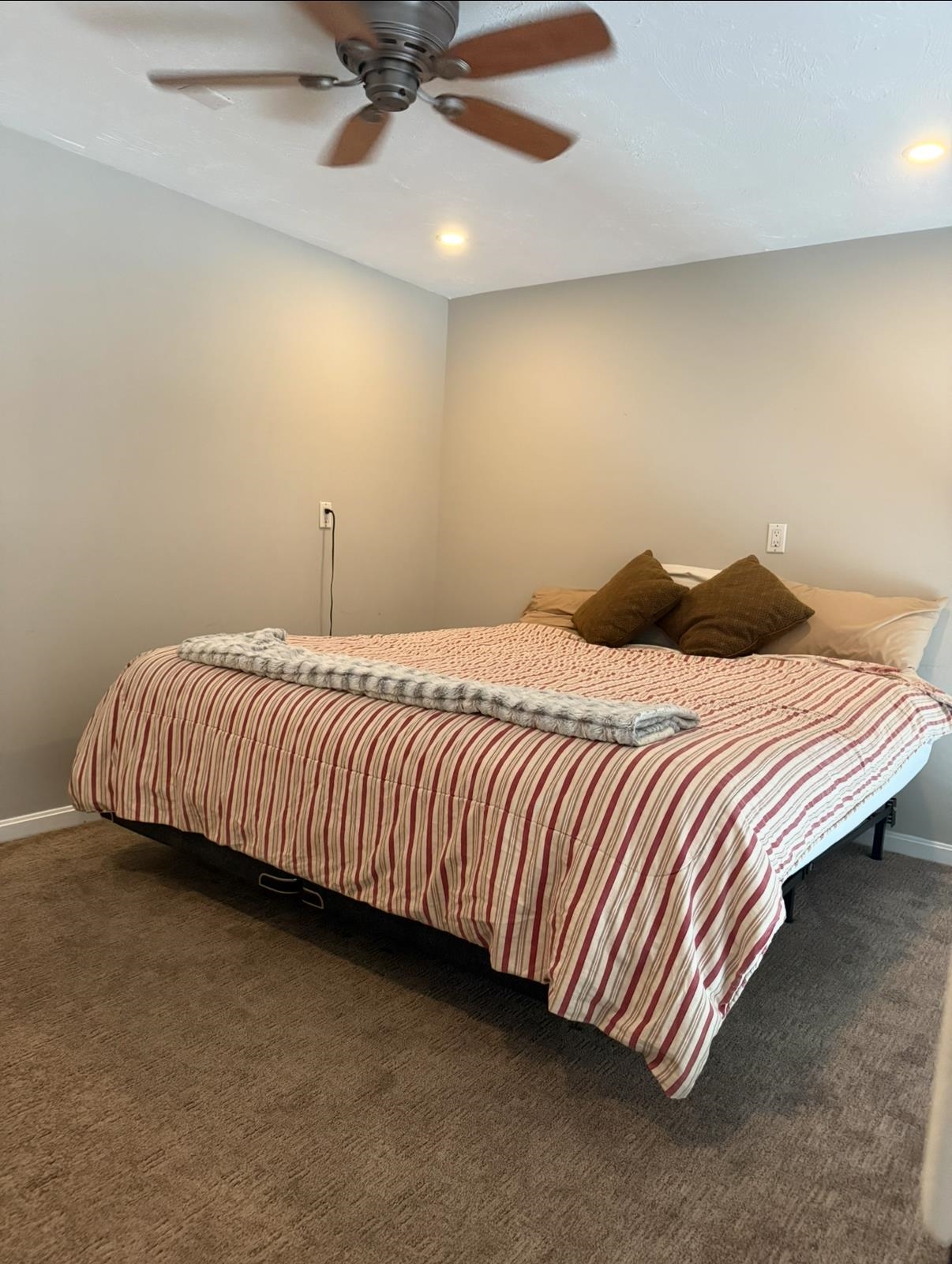 5 Tsienneto Road, Unit 41 Derry, NH 03038 - Photo 16 of 22 Gallery Image 16