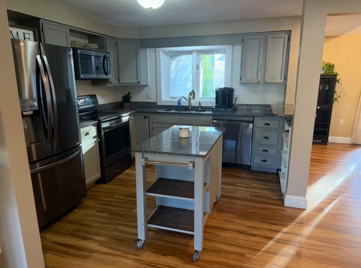 5 Tsienneto Road, Unit 41 Derry, NH 03038 - Photo 4 of 22 Gallery Image 4