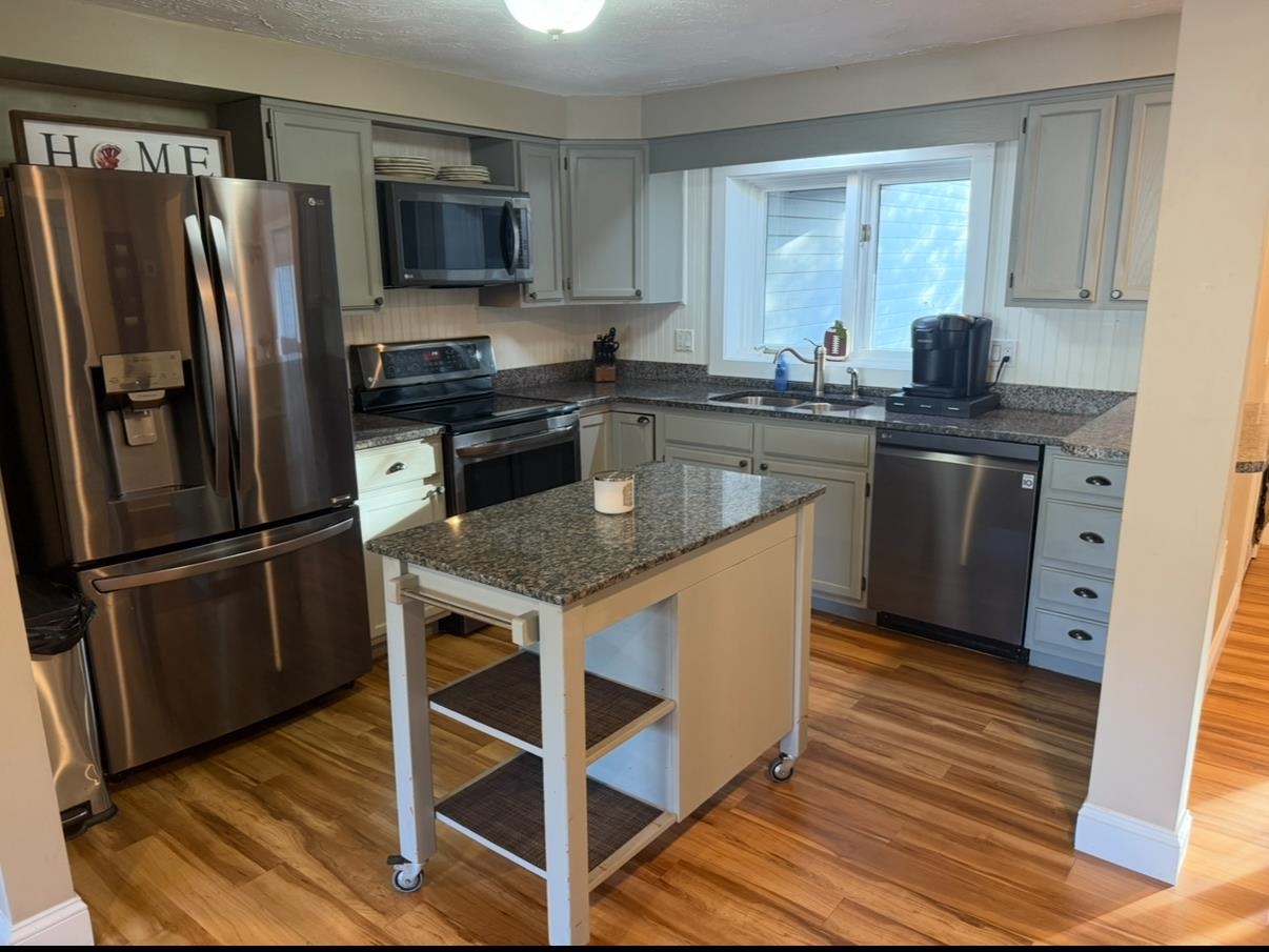 5 Tsienneto Road, Unit 41 Derry, NH 03038 - Photo 5 of 22 Gallery Image 5