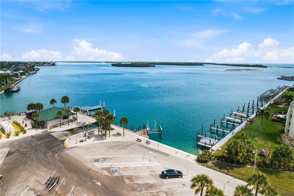 178 Bermuda Road Marco Island, FL 34145 - Photo 33 of 44 Caxambas Park is a beautiful public boat access point including a 4 acre park, ample parking, concessions for sale from sunscreen to food and allows easy access to the Northern Ten Thousand Islands or Gulf of Mexico.