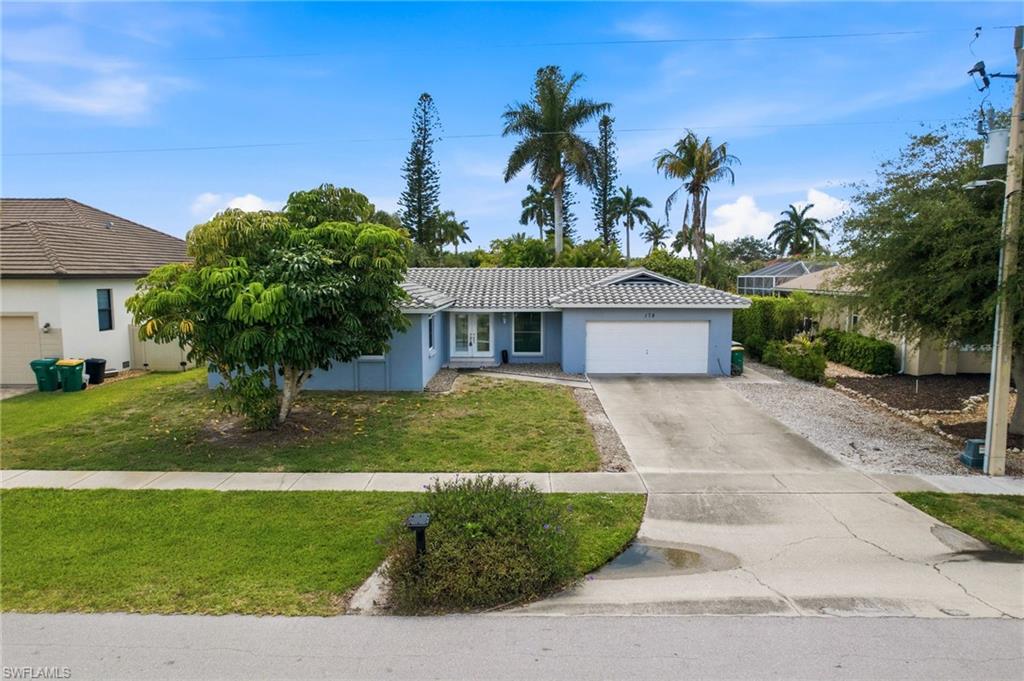 178 Bermuda Road Marco Island, FL 34145 - Photo 40 of 44