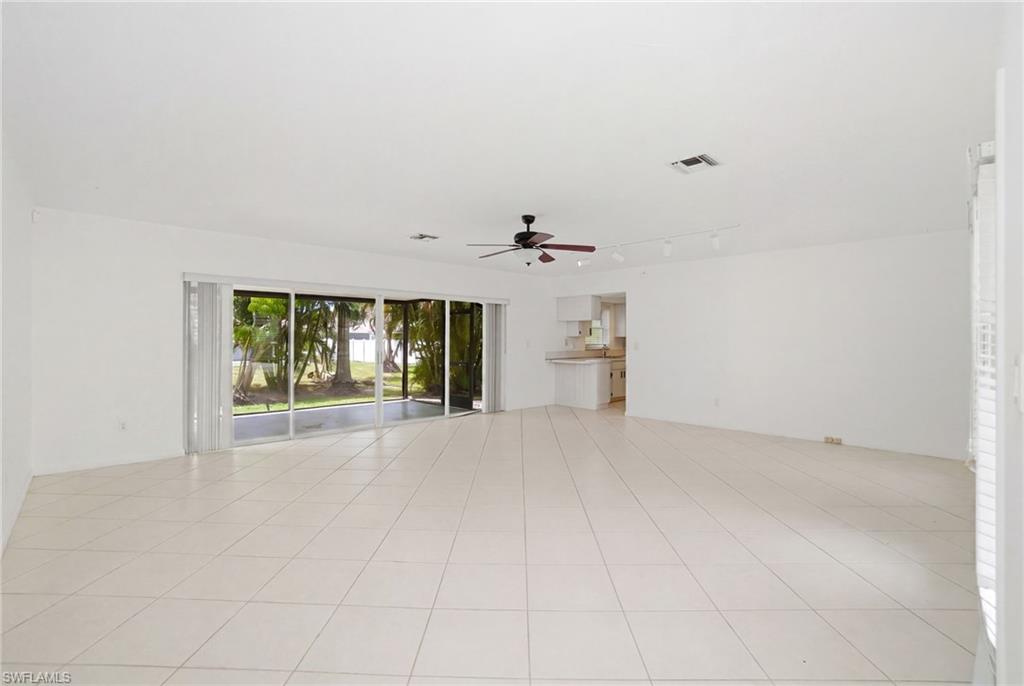 178 Bermuda Road Marco Island, FL 34145 - Photo 5 of 44
