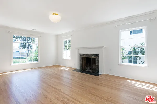 $6,500 | 2091 North Roosevelt Avenue, Altadena, CA 91001