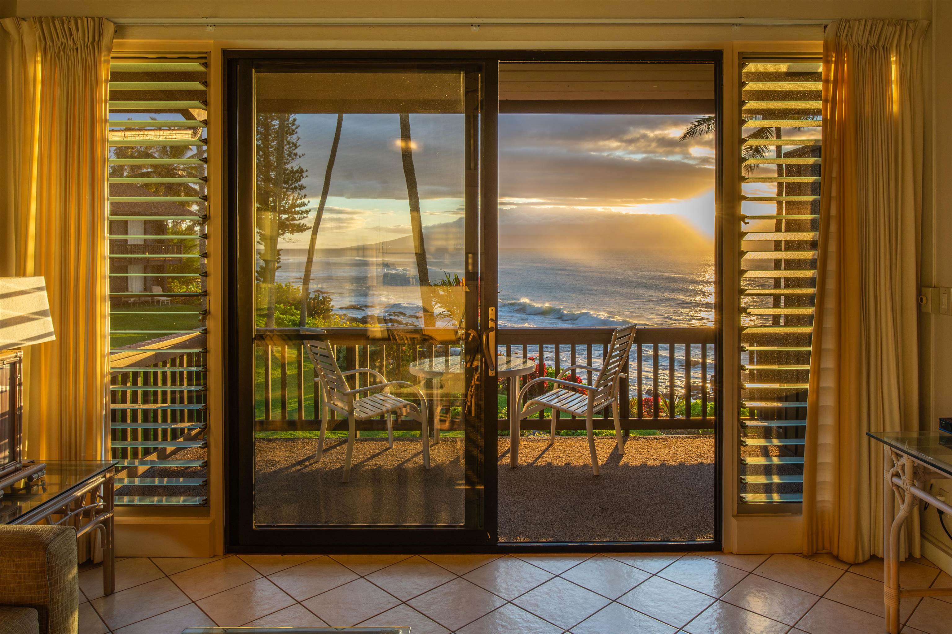 4057 Lower Honoapiilani Road, Unit 202 Lahaina, HI 96761 - Photo 23 of 25