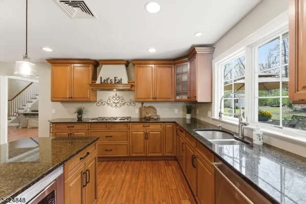 $1,179,000 | 18 Valhalla Road, Montville, NJ 07045