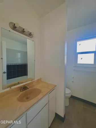 $380,000 | 421 Panahi Road, Socorro, TX 79927