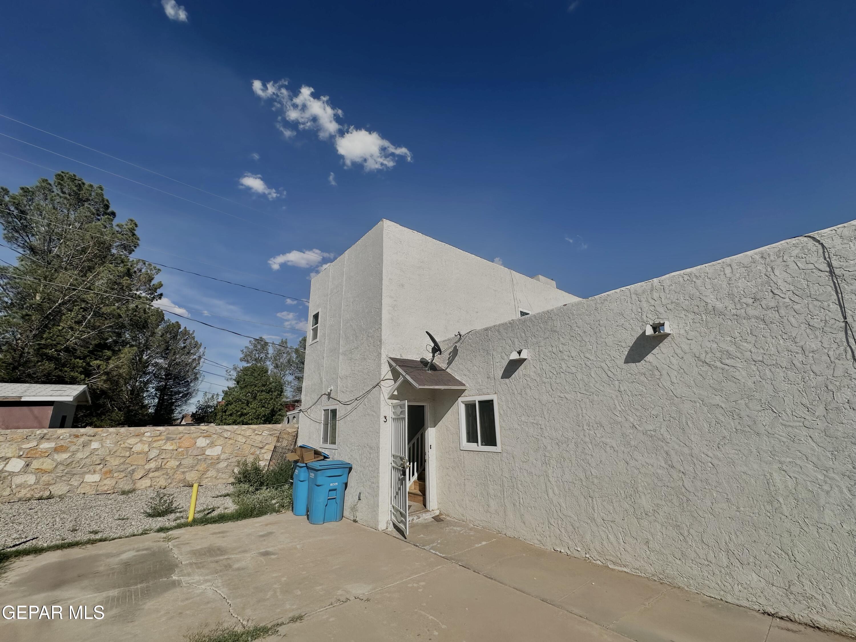 421 Panahi Road Socorro, TX 79927 - Photo 6 of 21 IMG_0522