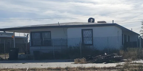$300,000 | 13201 Davenport Street, North Edwards, CA 93523