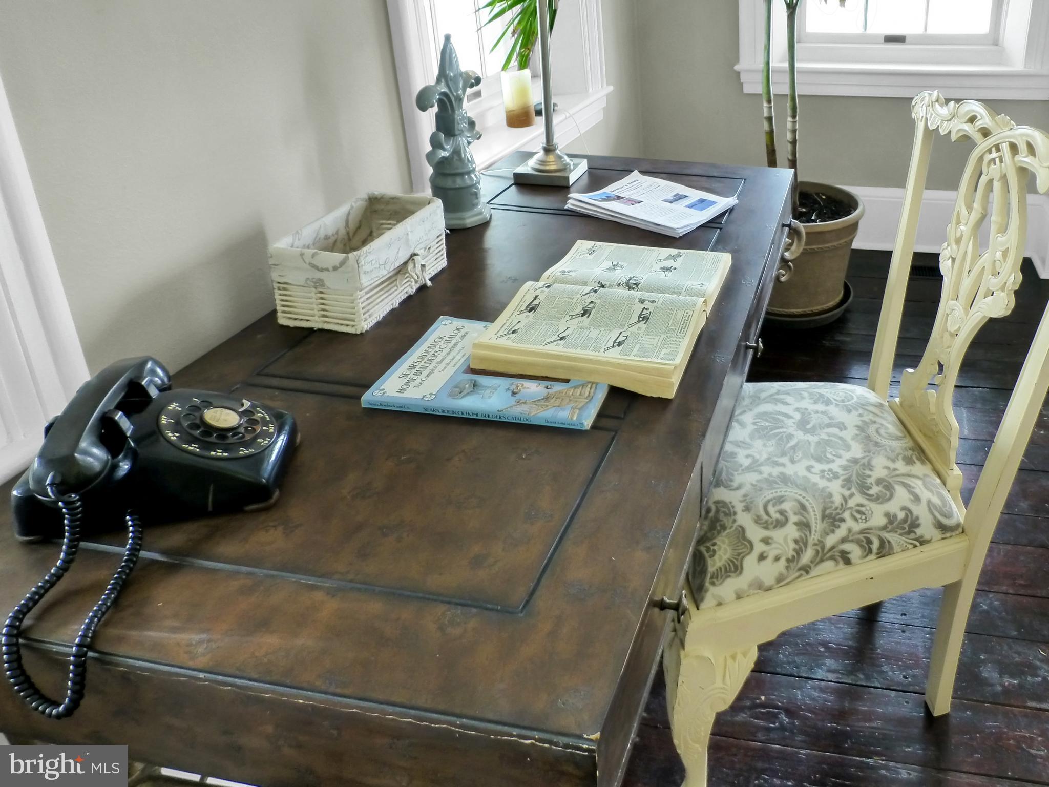 100 Russ Farm Way Riverside, NJ 08075 - Photo 14 of 132 Living room work area