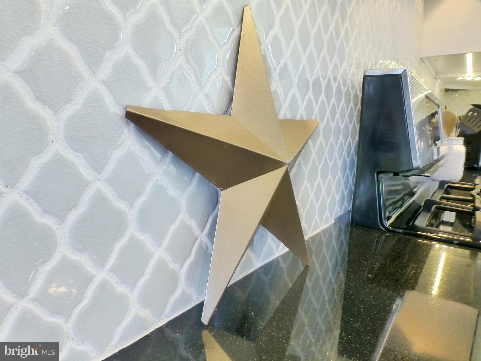 100 Russ Farm Way Riverside, NJ 08075 - Photo 30 of 132 Quilted arabesque backsplash