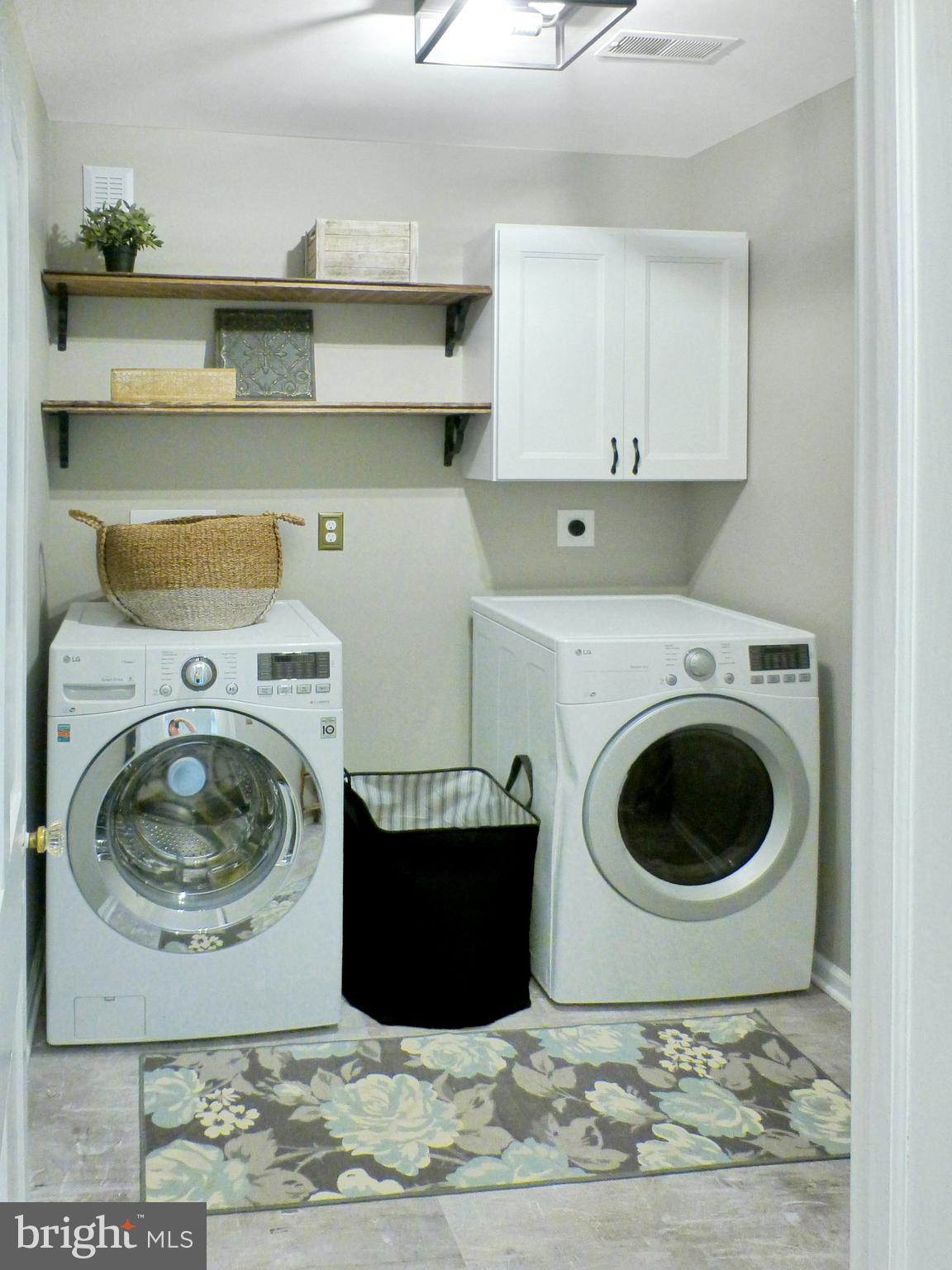 100 Russ Farm Way Riverside, NJ 08075 - Photo 73 of 132 Laundry room