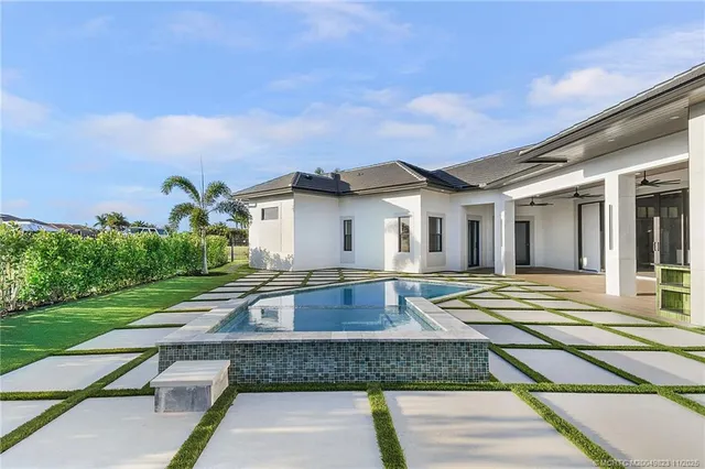 $1,789,000 | 179 Southeast Via Terra Bella, Port St. Lucie, FL 34952