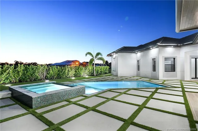 $1,789,000 | 179 Southeast Via Terra Bella, Port St. Lucie, FL 34952