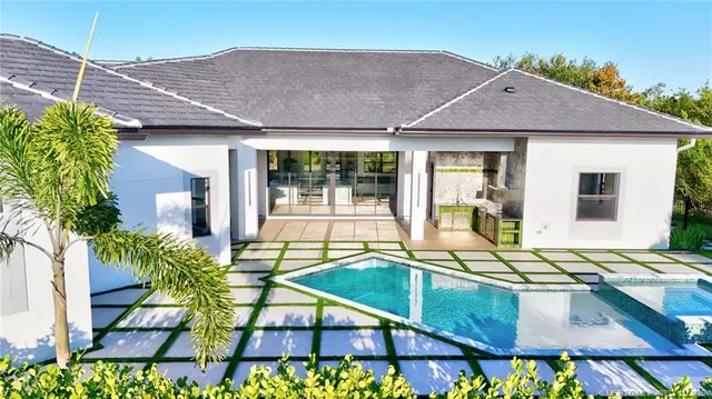 $1,789,000 | 179 Southeast Via Terra Bella, Port St. Lucie, FL 34952