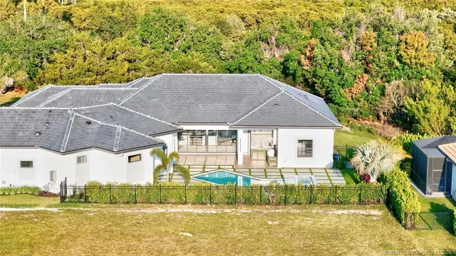 $1,789,000 | 179 Southeast Via Terra Bella, Port St. Lucie, FL 34952