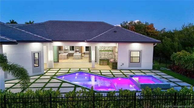 $1,789,000 | 179 Southeast Via Terra Bella, Port St. Lucie, FL 34952