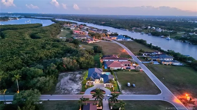 $1,789,000 | 179 Southeast Via Terra Bella, Port St. Lucie, FL 34952