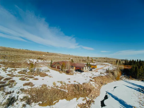 $849,999 | 70 Blue Heron Way, Robertson, WY 82944