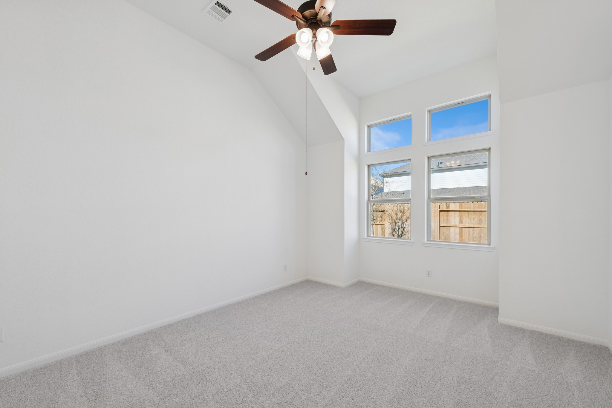 32402 Mimosa Ridge Lane Waller, TX 77484 - Photo 12 of 32 Spacious owner's suite