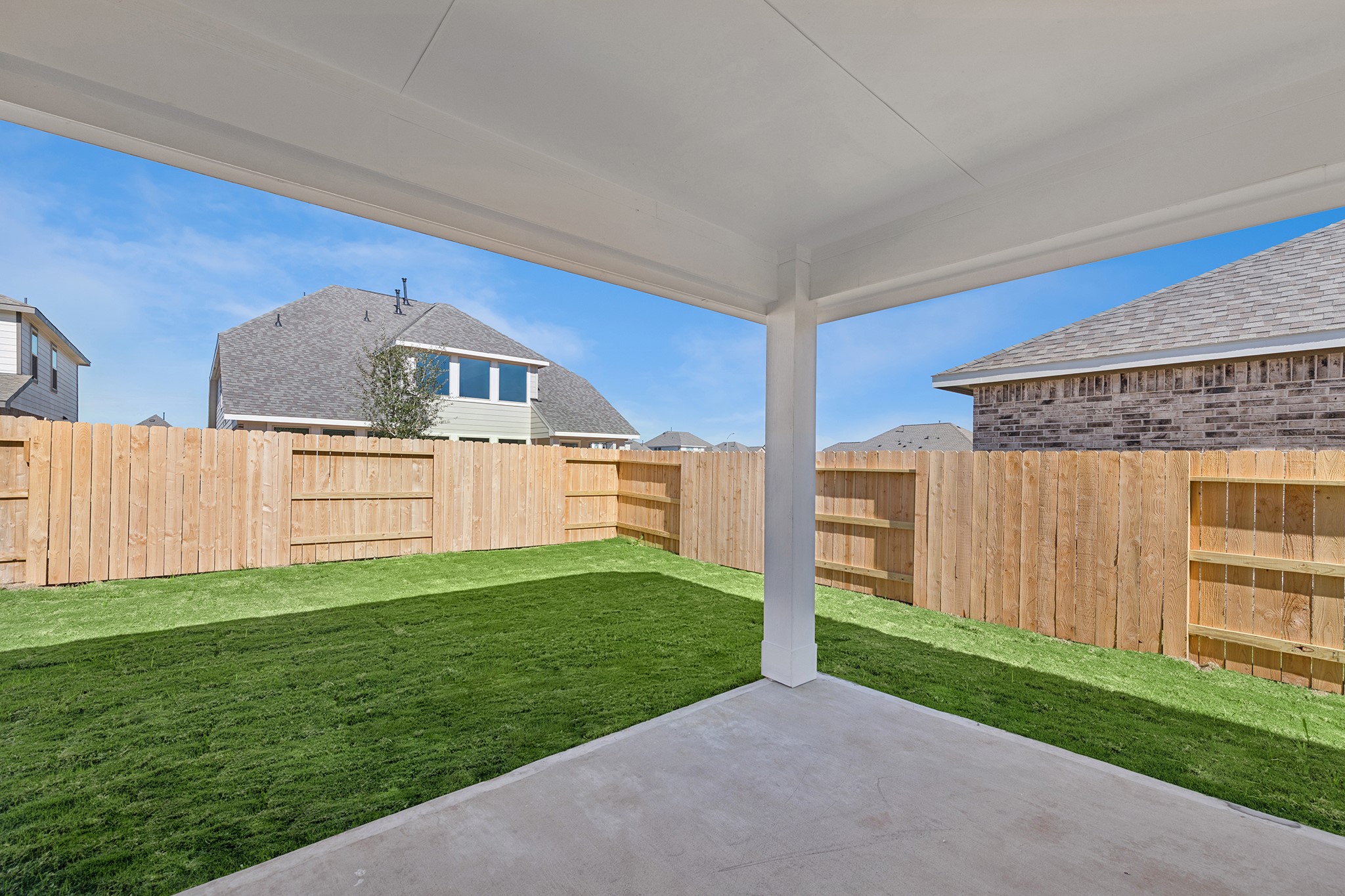 32402 Mimosa Ridge Lane Waller, TX 77484 - Photo 25 of 32 Relax outdoors on the covered patio