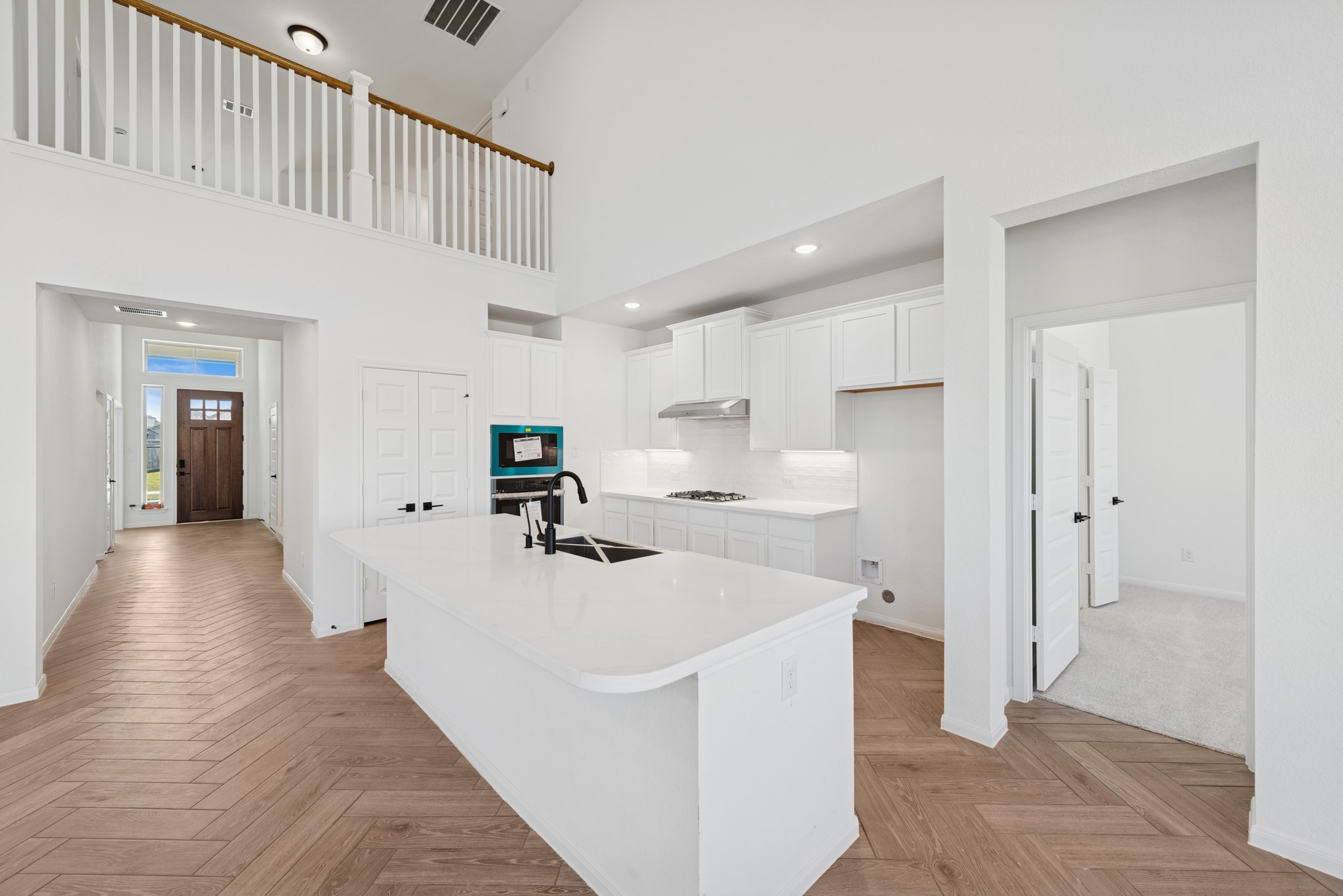 32402 Mimosa Ridge Lane Waller, TX 77484 - Photo 9 of 32 Lovely kitchen