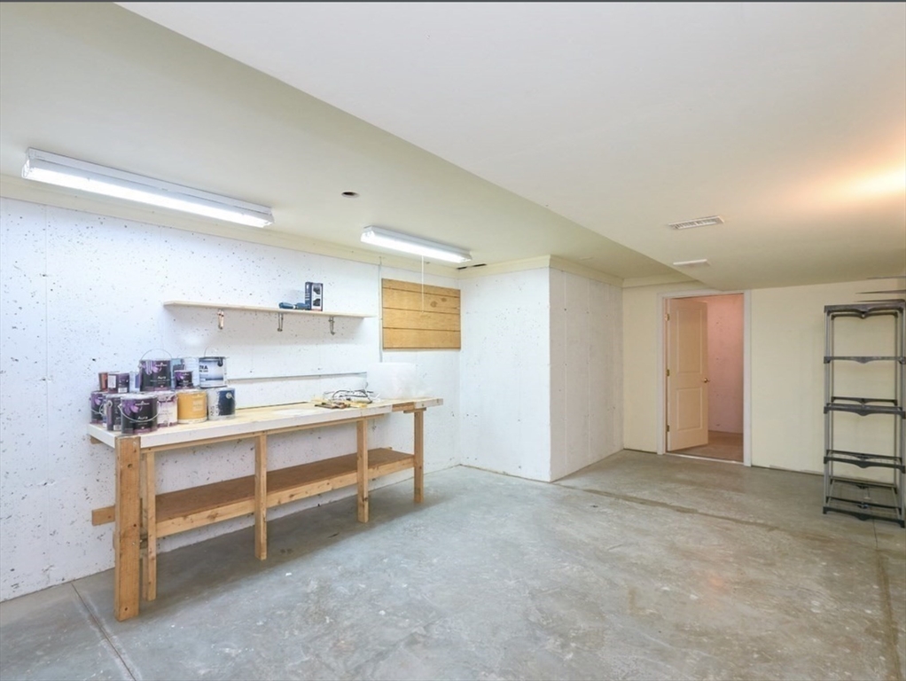 3 Maple Street, Unit 3 Medfield, MA 02052 - Photo 35 of 42