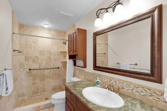 $3,650,000 | 580-590 10th Street, Key Colony Beach, FL 33051