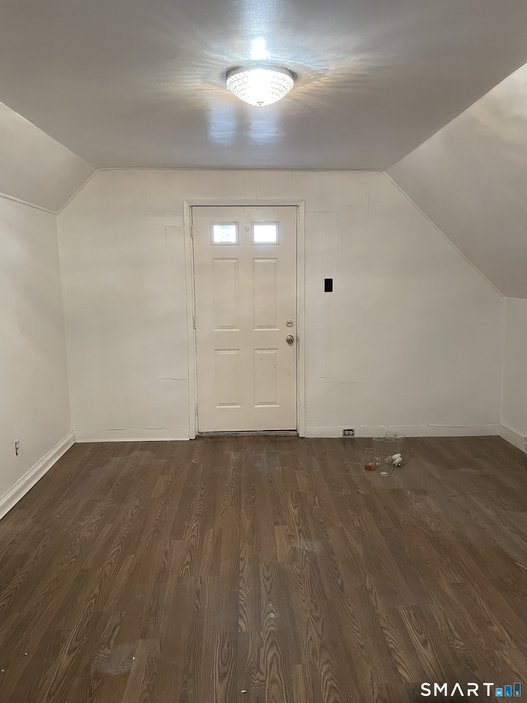 69 West Liberty Street, Unit 3 Waterbury, CT 06706 - Photo 3 of 4