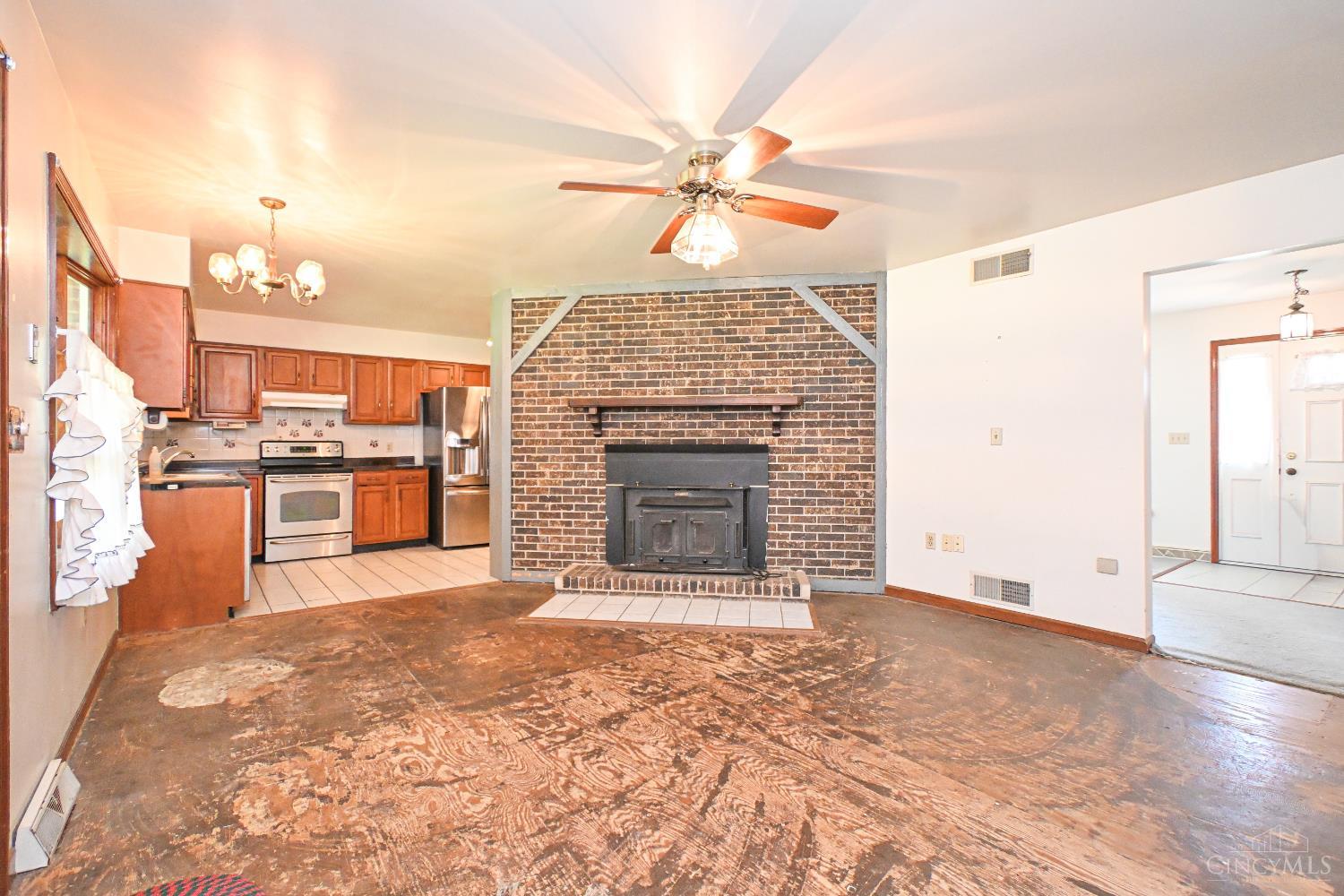 466 Stephens Road Maineville, OH 45039 - Photo 8 of 58