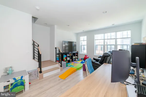 $4,100 | 7306 Blade Drive, Falls Church, VA 22042