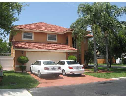 10122 Brookville Lane Boca Raton, FL 33428 - Photo 1 of 16 Exterior Front