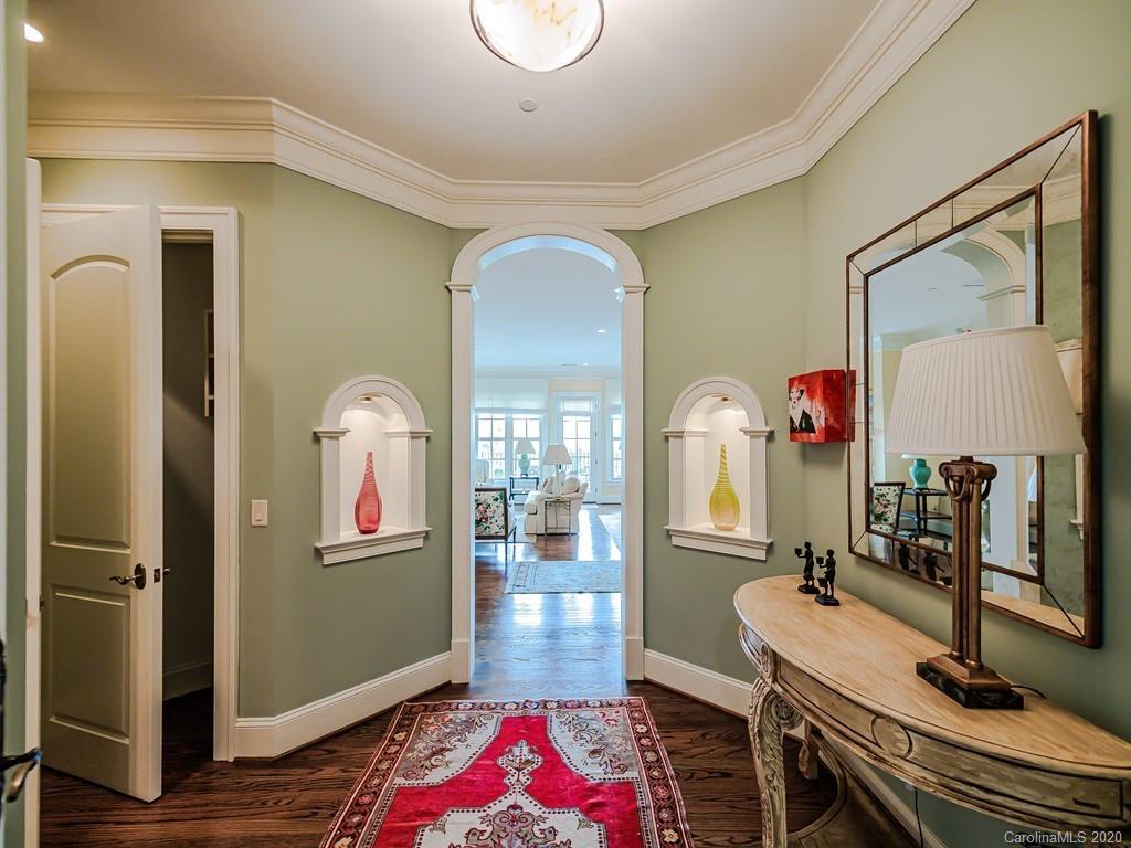 2823 Providence Road, Unit 354 Charlotte, NC 28211 - Photo 8 of 45 Gallery Image 8