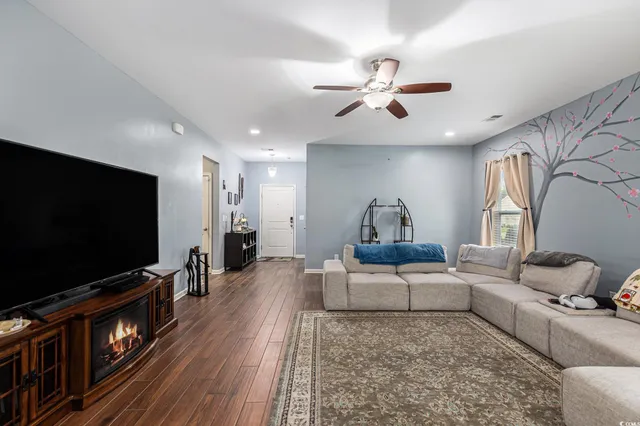 $269,999 | 436 Cotton Grass Drive, Loris, SC 29569