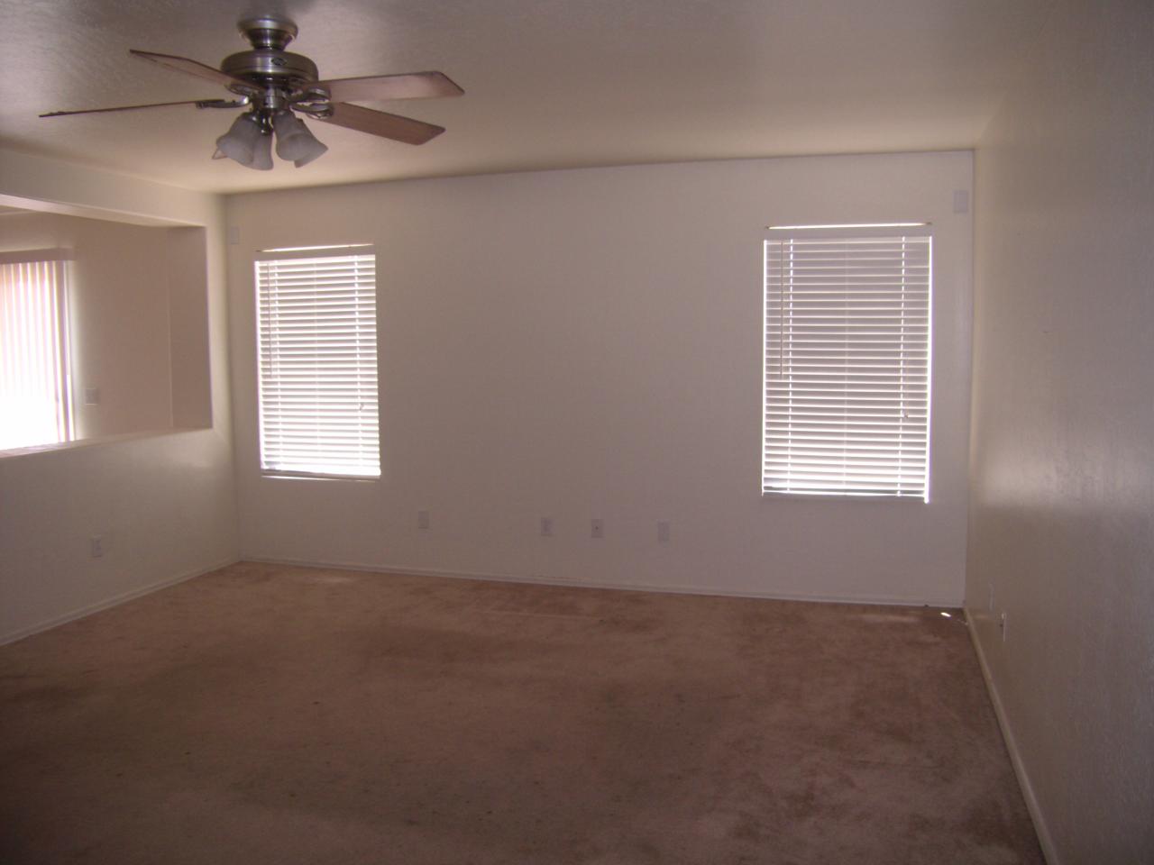 3334 South Chaparral Road Apache Junction, AZ 85119 - Photo 2 of 17 Living Room