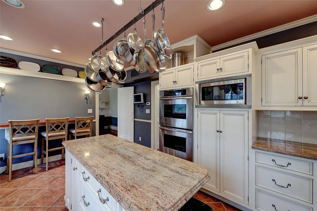 441 Rochambeau Avenue Providence, RI 02906 - Photo 15 of 50 Gallery Image 15