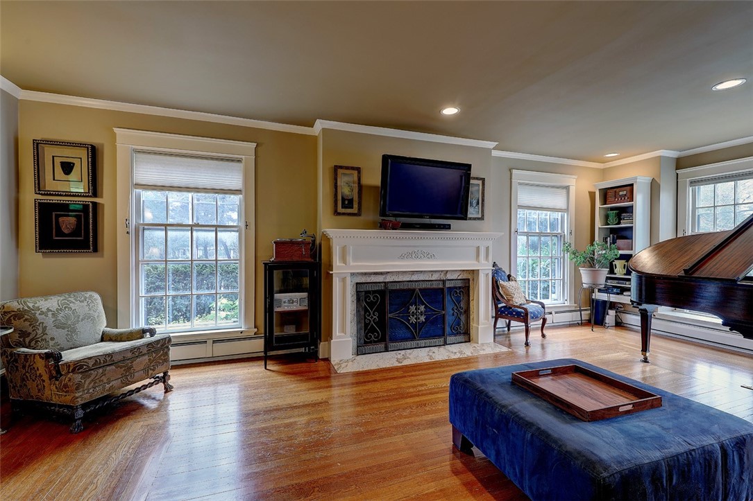 441 Rochambeau Avenue Providence, RI 02906 - Photo 7 of 50 First Floor Formal Living Space