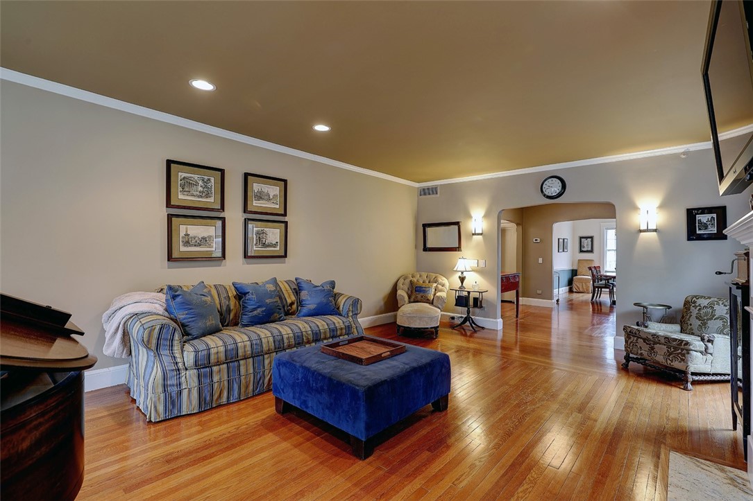 441 Rochambeau Avenue Providence, RI 02906 - Photo 10 of 50 Gallery Image 10