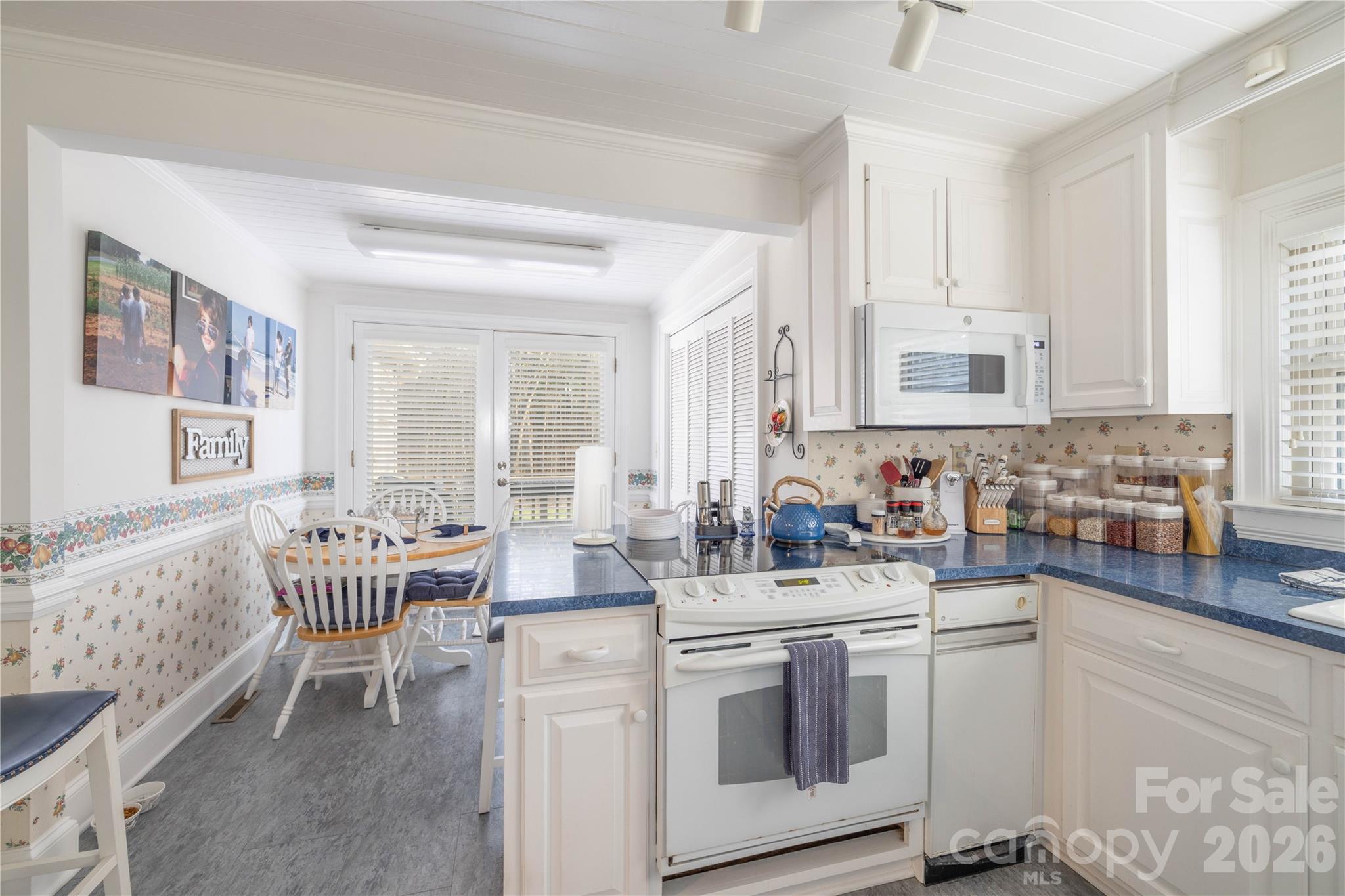 692 Capelsie Road Candor, NC 27229 - Photo 17 of 48