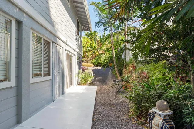 $1,375,000 | 77-6377 Kenika Place, Kailua-Kona, HI 96740