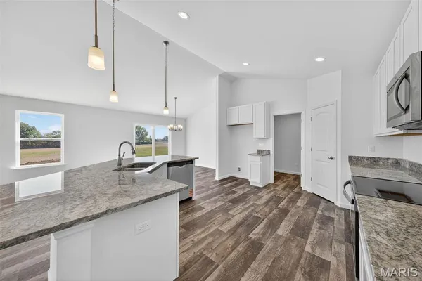 $415,000 | 108 Tick Road, Silex, MO 63377