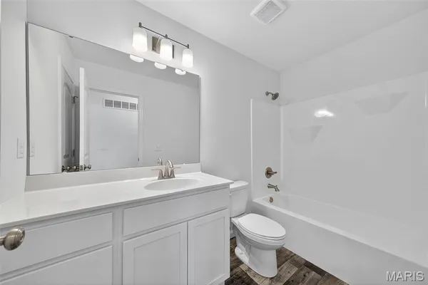 $415,000 | 108 Tick Road, Silex, MO 63377