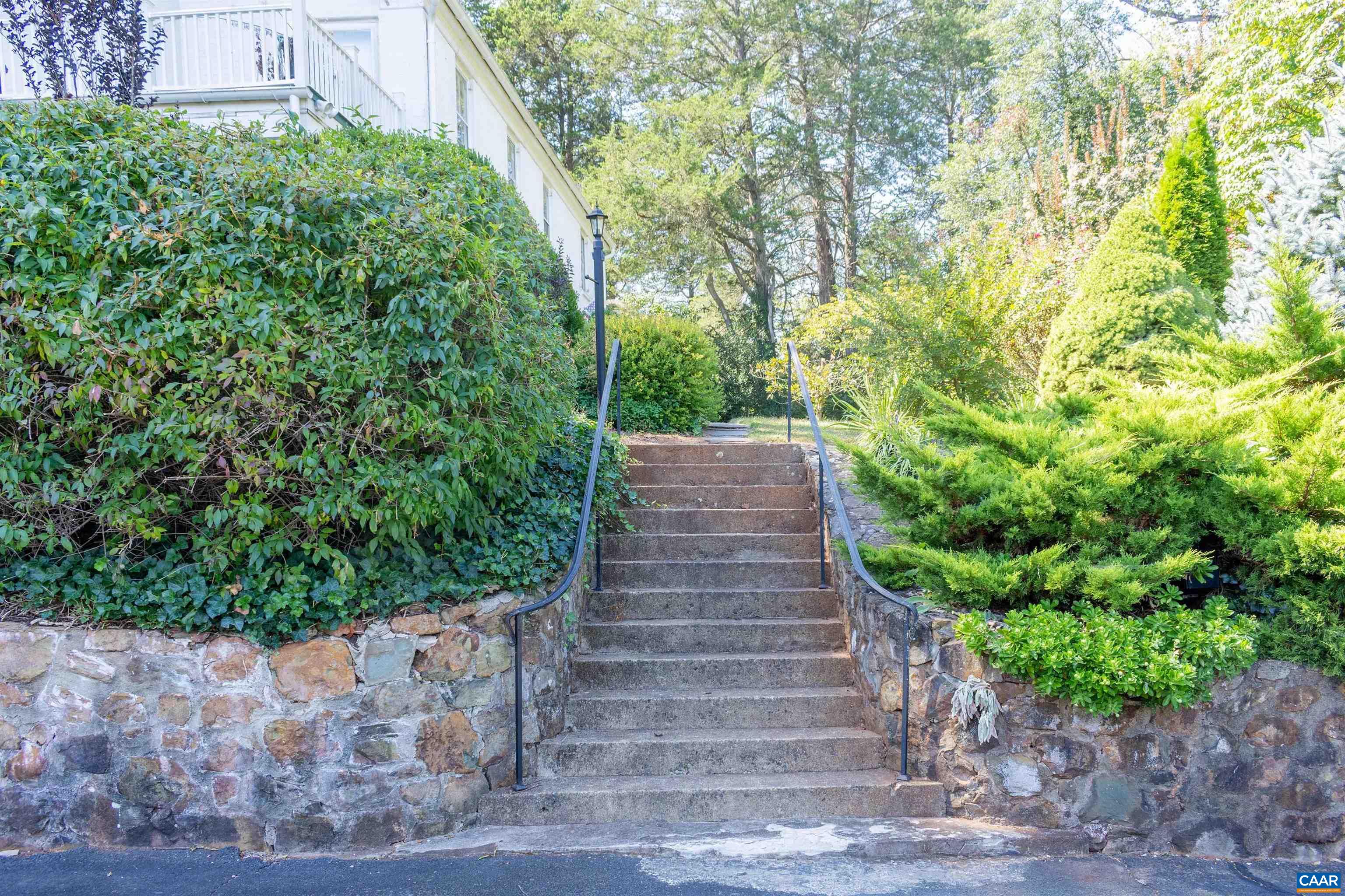 358 East Main Street Orange, VA 22960 - Photo 11 of 56