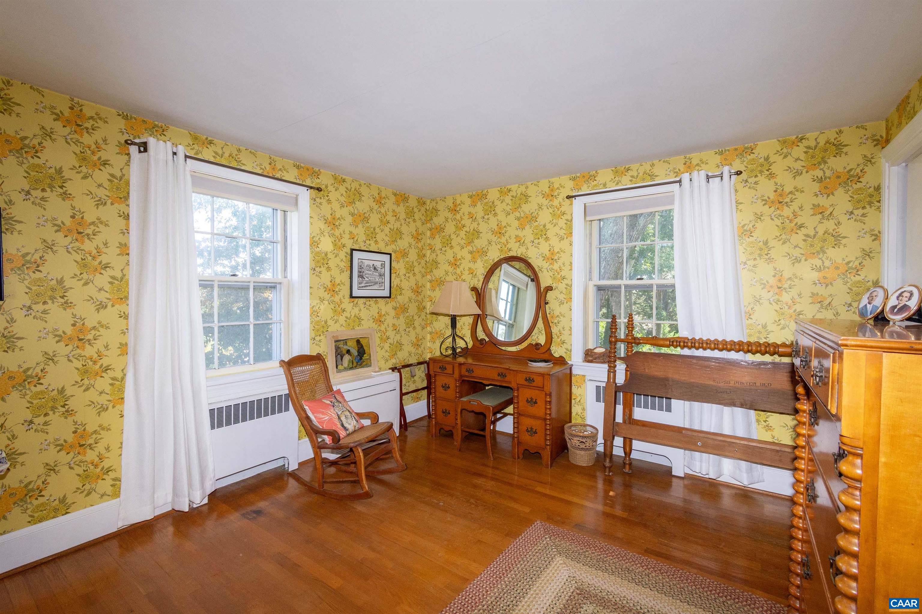 358 East Main Street Orange, VA 22960 - Photo 28 of 56 a living room with furniture and a window