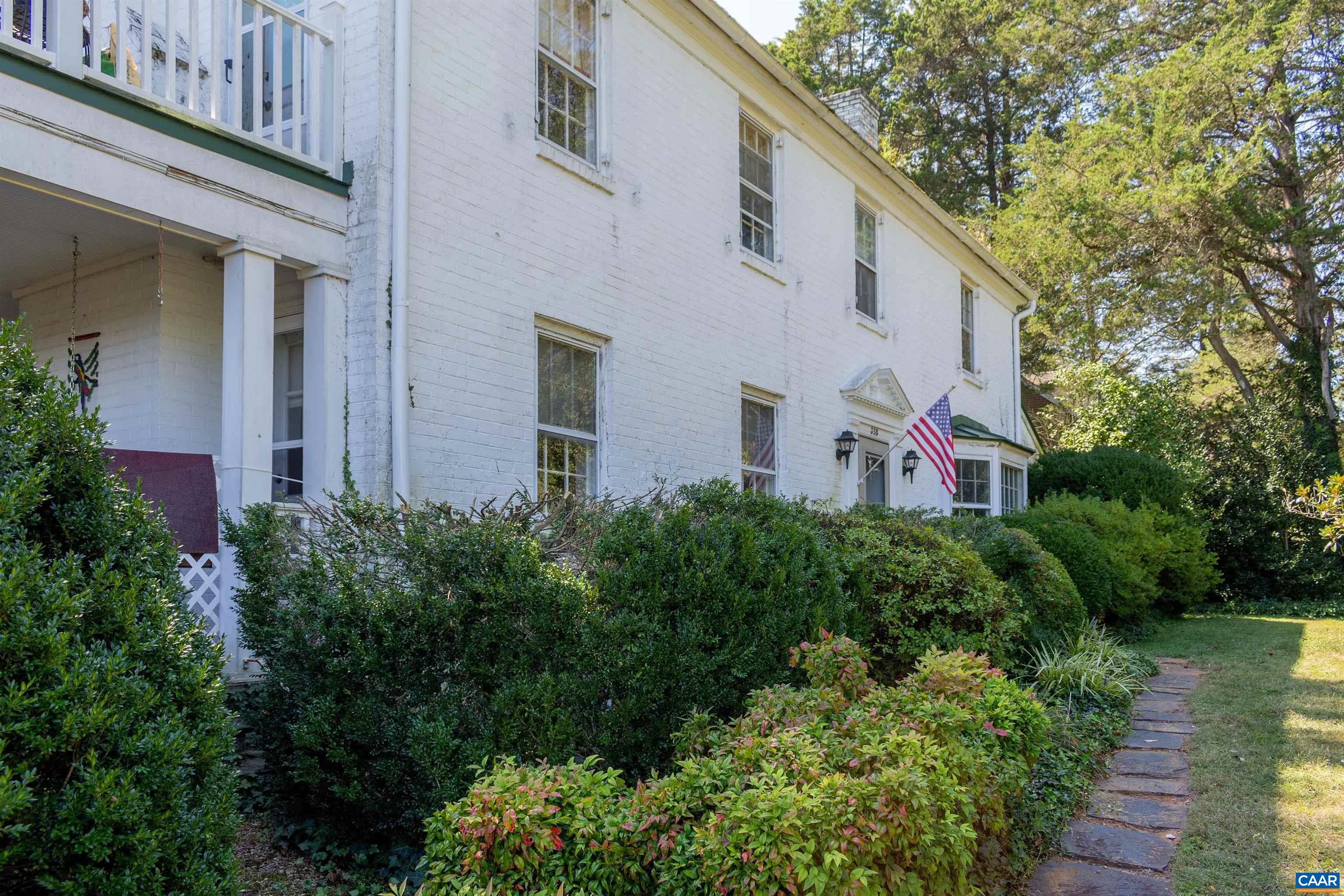 358 East Main Street Orange, VA 22960 - Photo 3 of 56