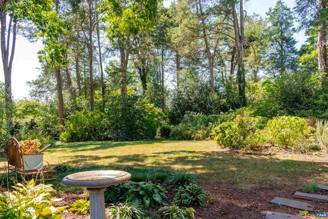 a view of a pathway of a building with an outdoor space