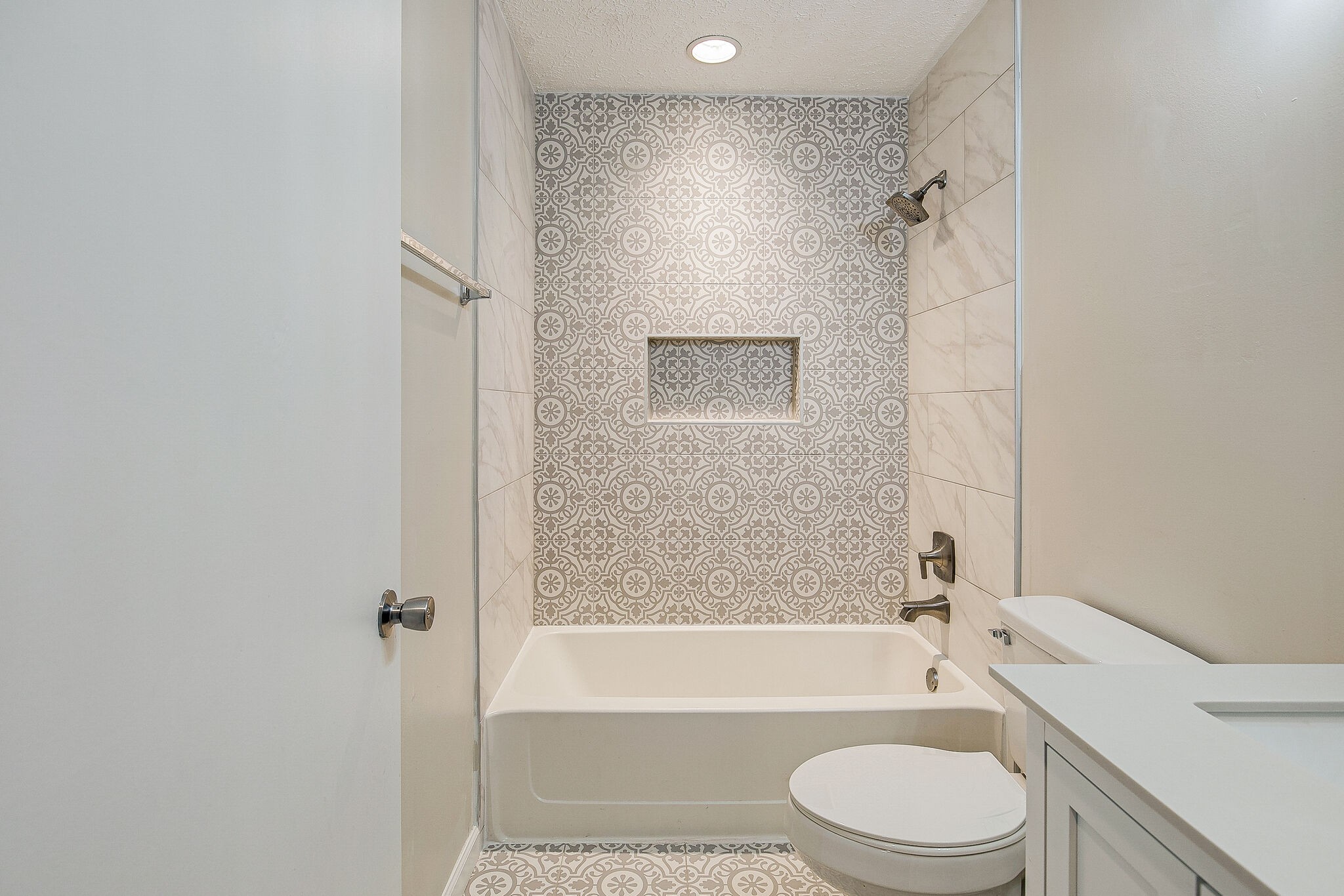 331 Alice Boynton Road Manchester, TN 37355 - Photo 11 of 22 a bathroom with a toilet a sink and bathtub